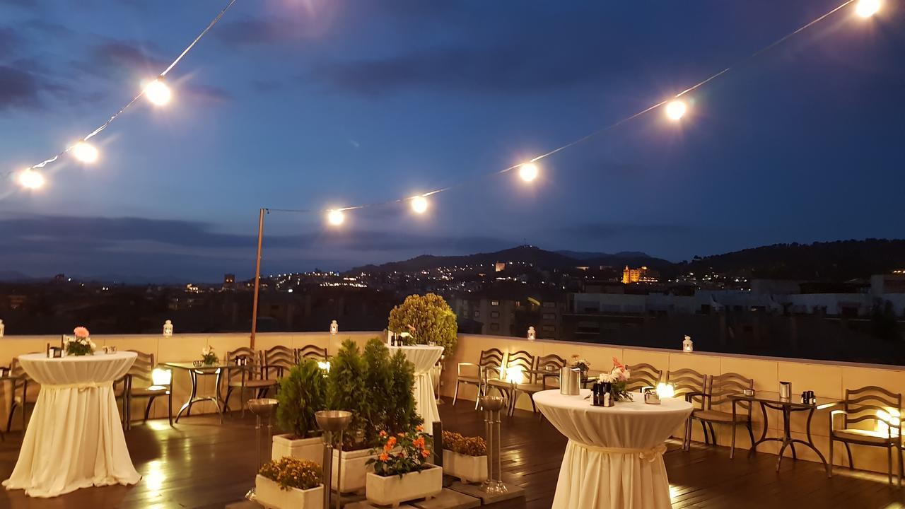Andalucia Center Khách sạn