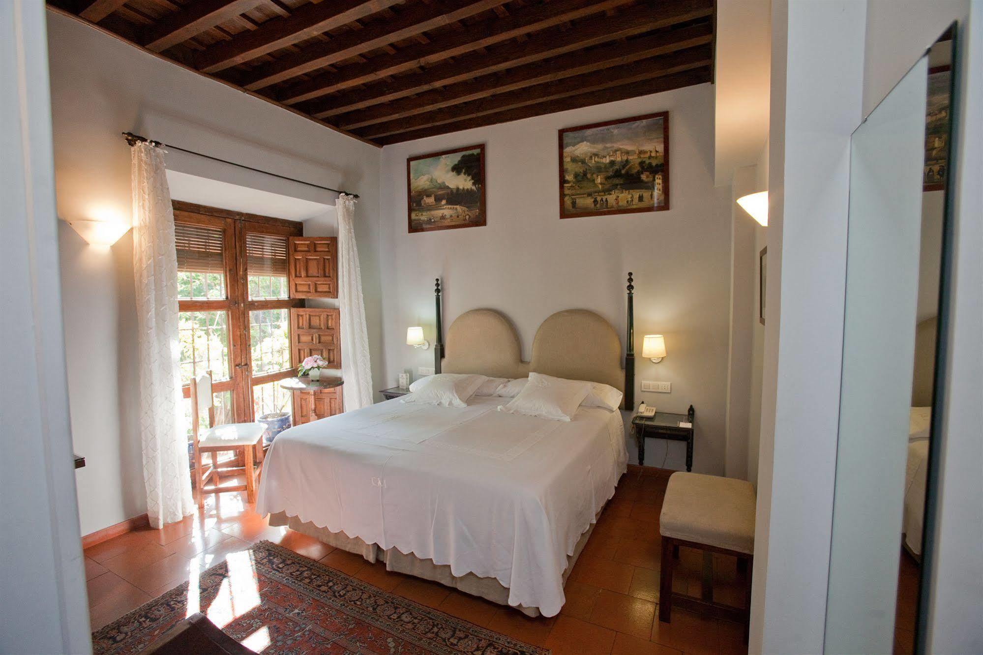 Hotel Casa Morisca 3*