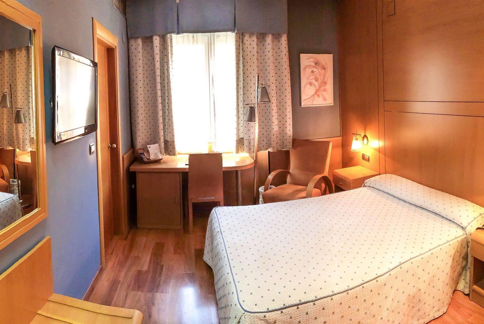 Hotel Reino De