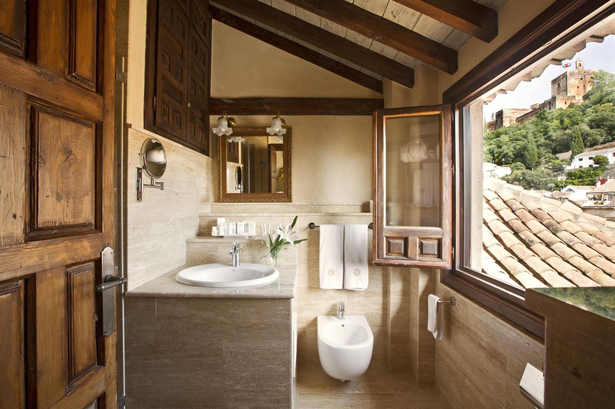 Khách sạn Casa 1800 3*
