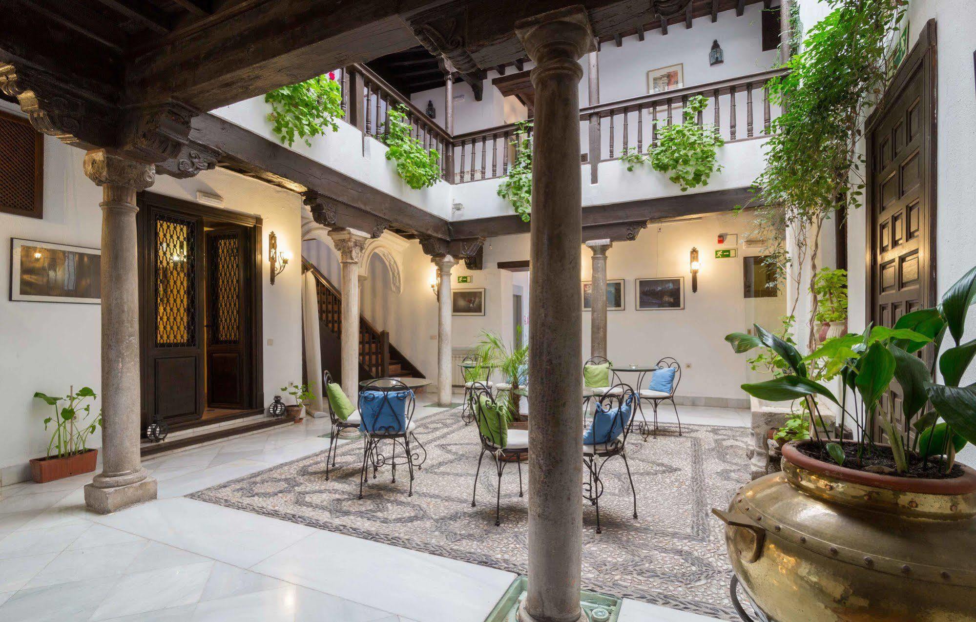 Casa Del Capitel Nazari Hotel