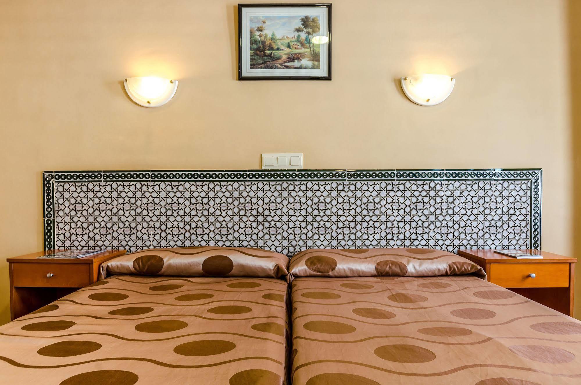 Yit Casablanca 3*