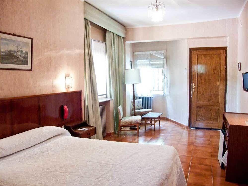 Sierra Nevada Khách sạn 3*
