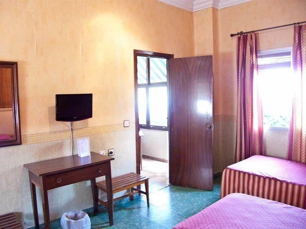 Khách sạn Sierra Nevada 3*