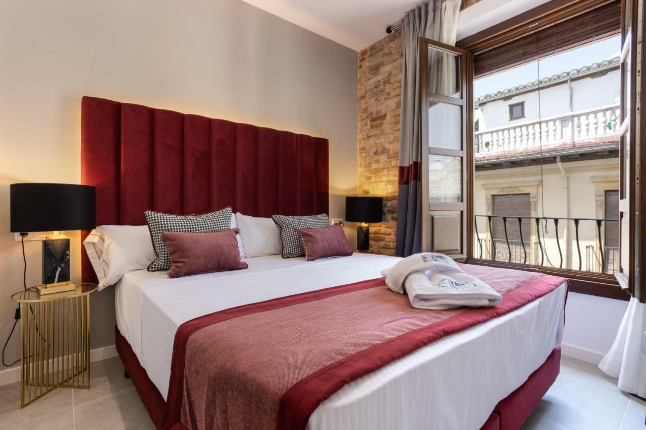 Bibo Plaza Nueva Aparthotel 3*