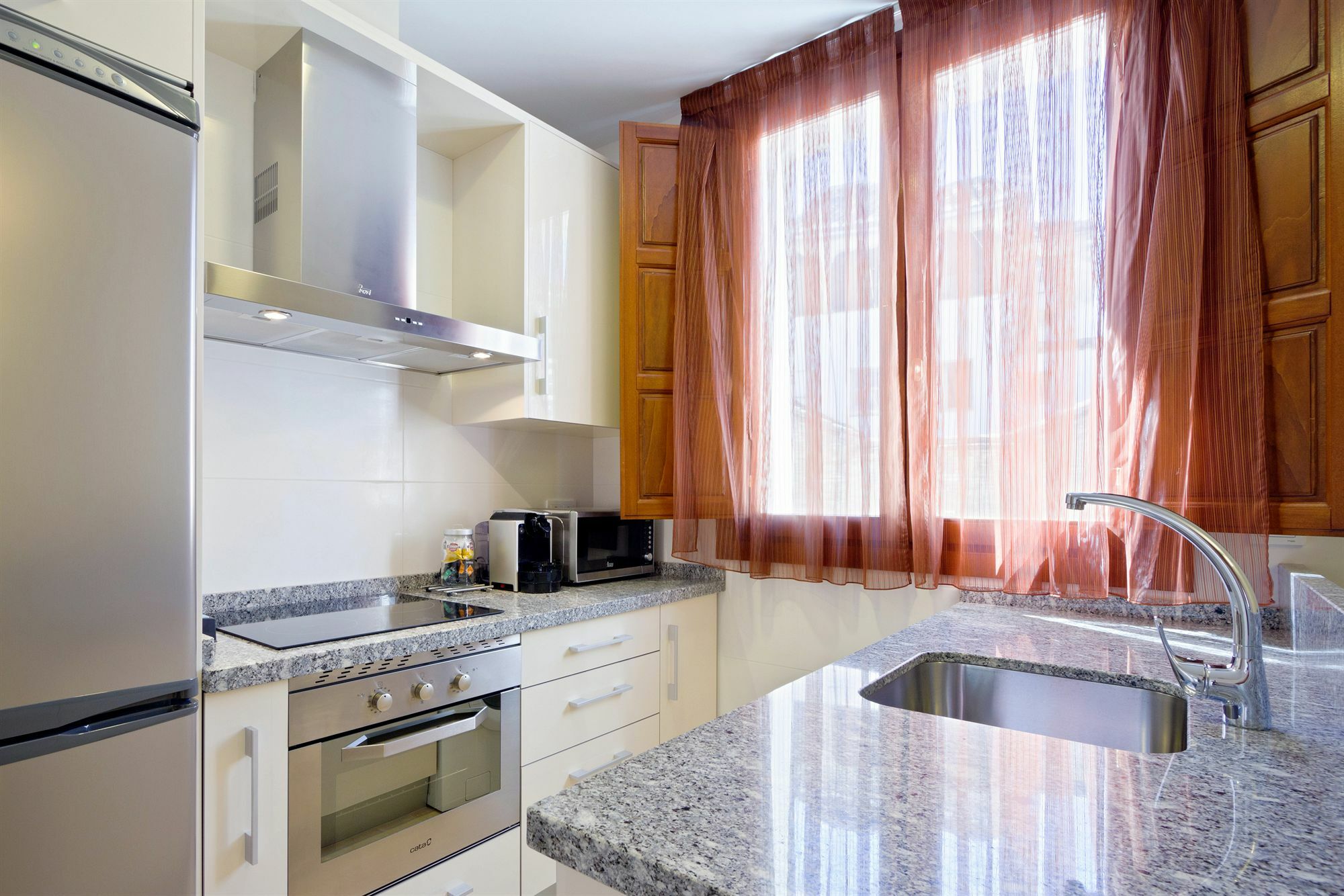 Bibo Gran Via Aparthotel 3*