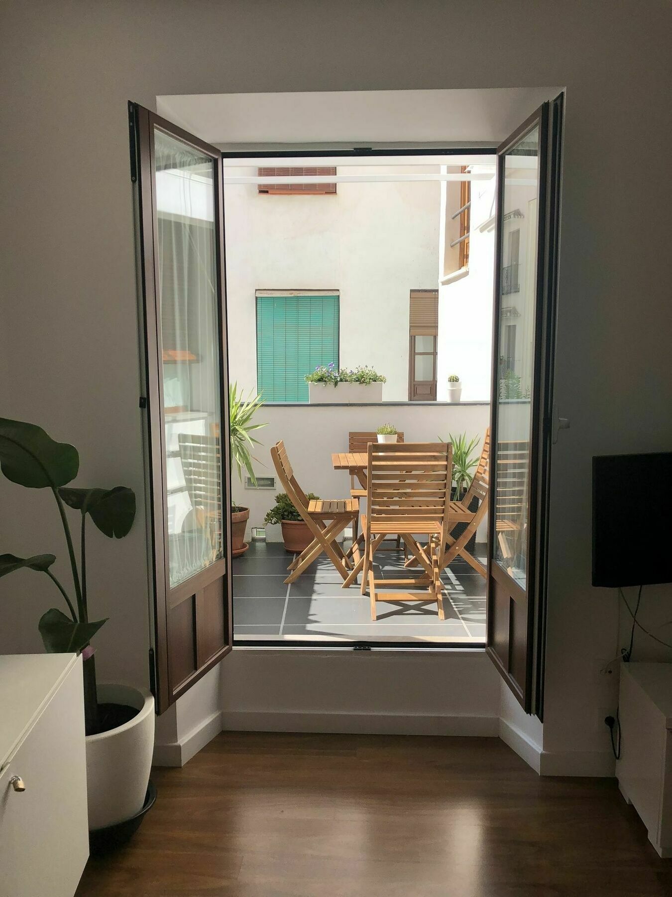 Las Rejas Apartment * Granada