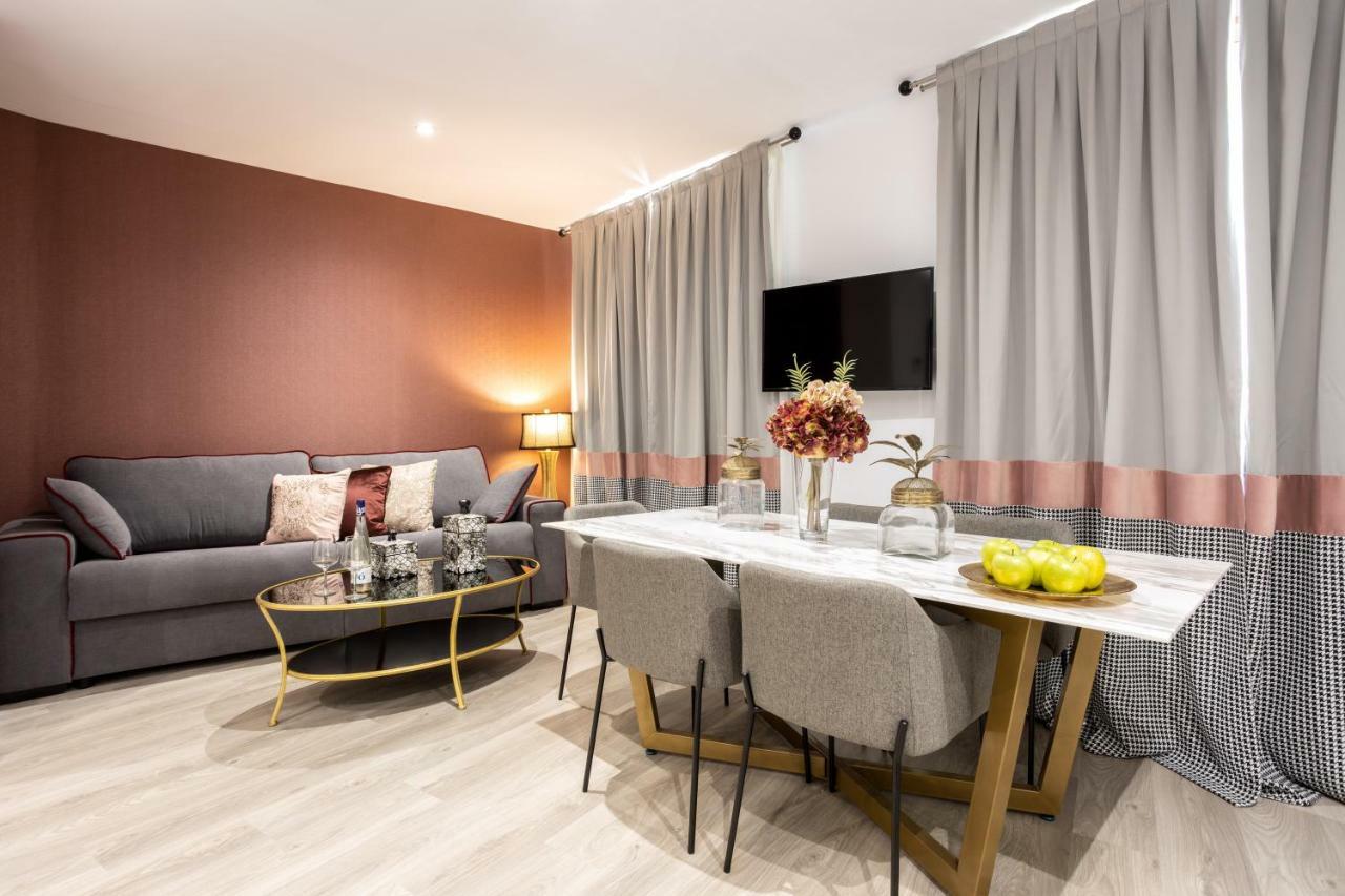 Bibo Plaza Nueva Aparthotel 3*