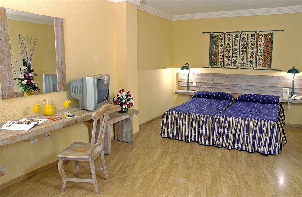 Hotel Catalonia 4*