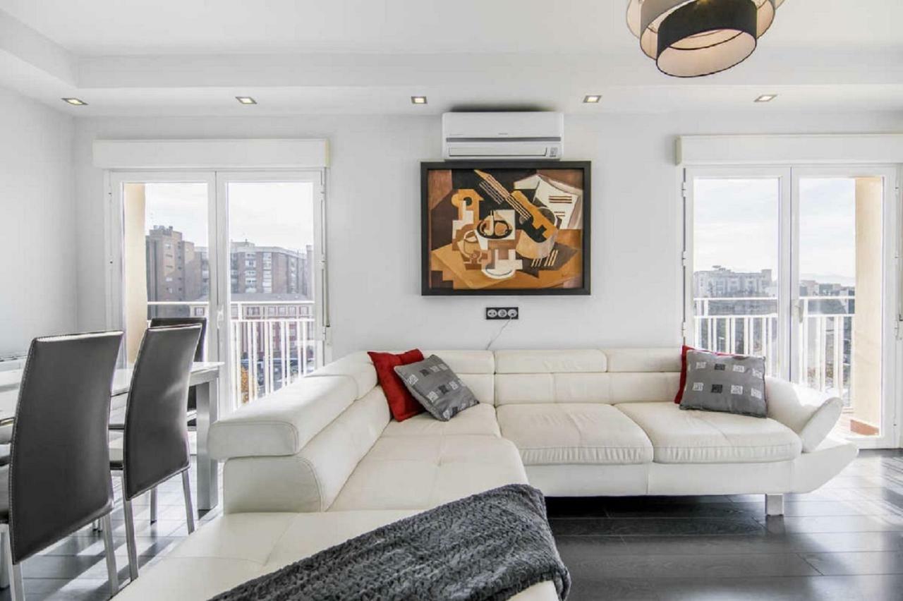 Atico Las Arenas Apartment *