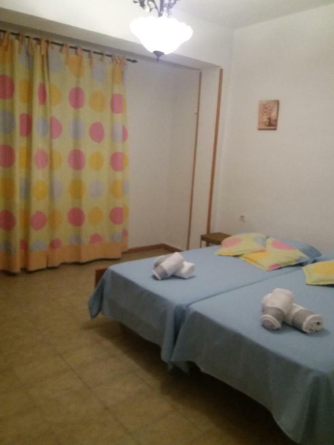 Calle San Romulo, N19, 1c Apartment Granada