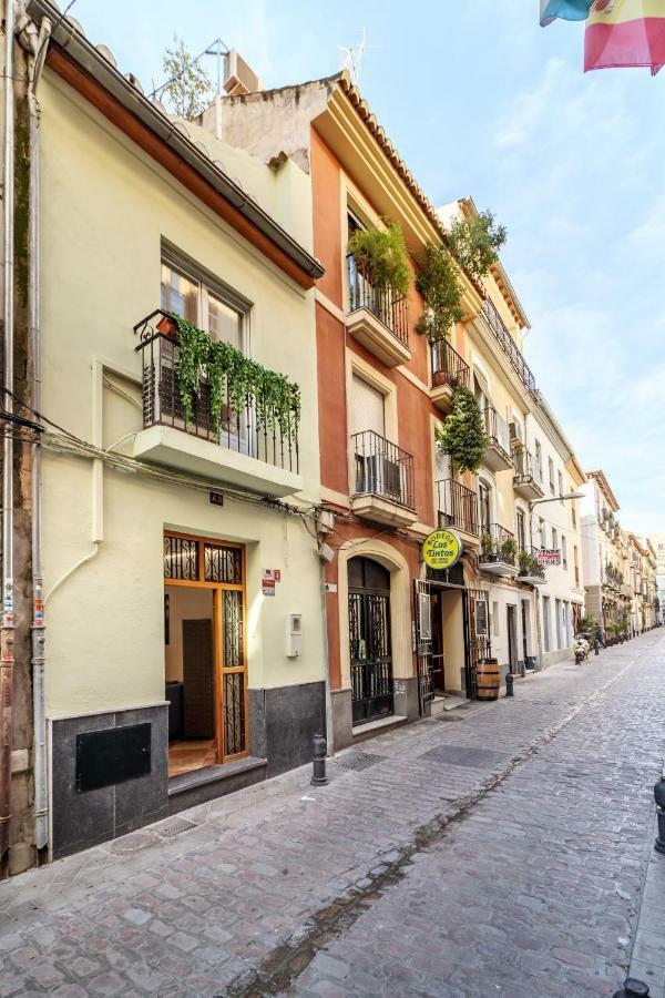 Calle San Isidro * Granada