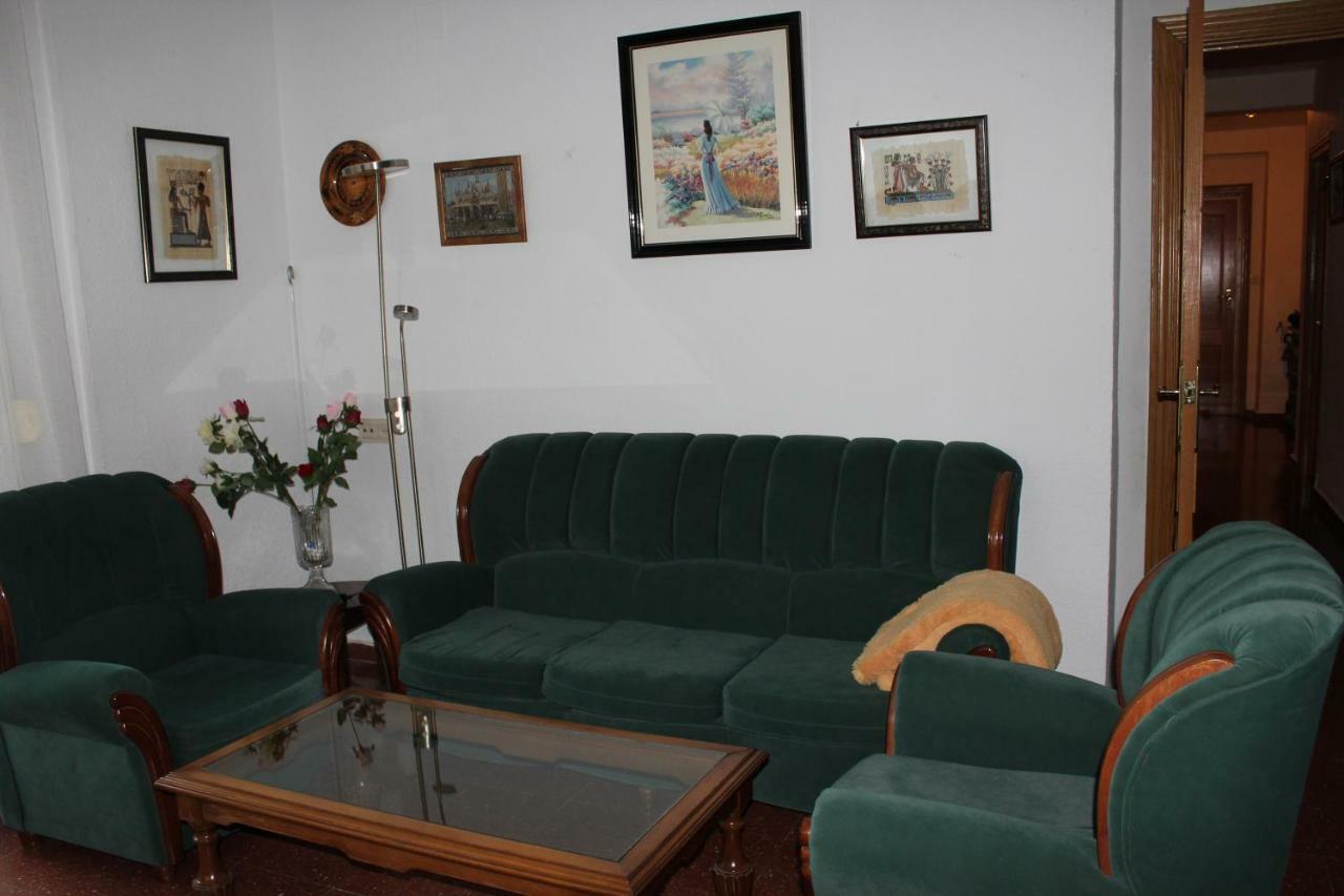 Calle Pintor Zuloaga Apartamento Granada