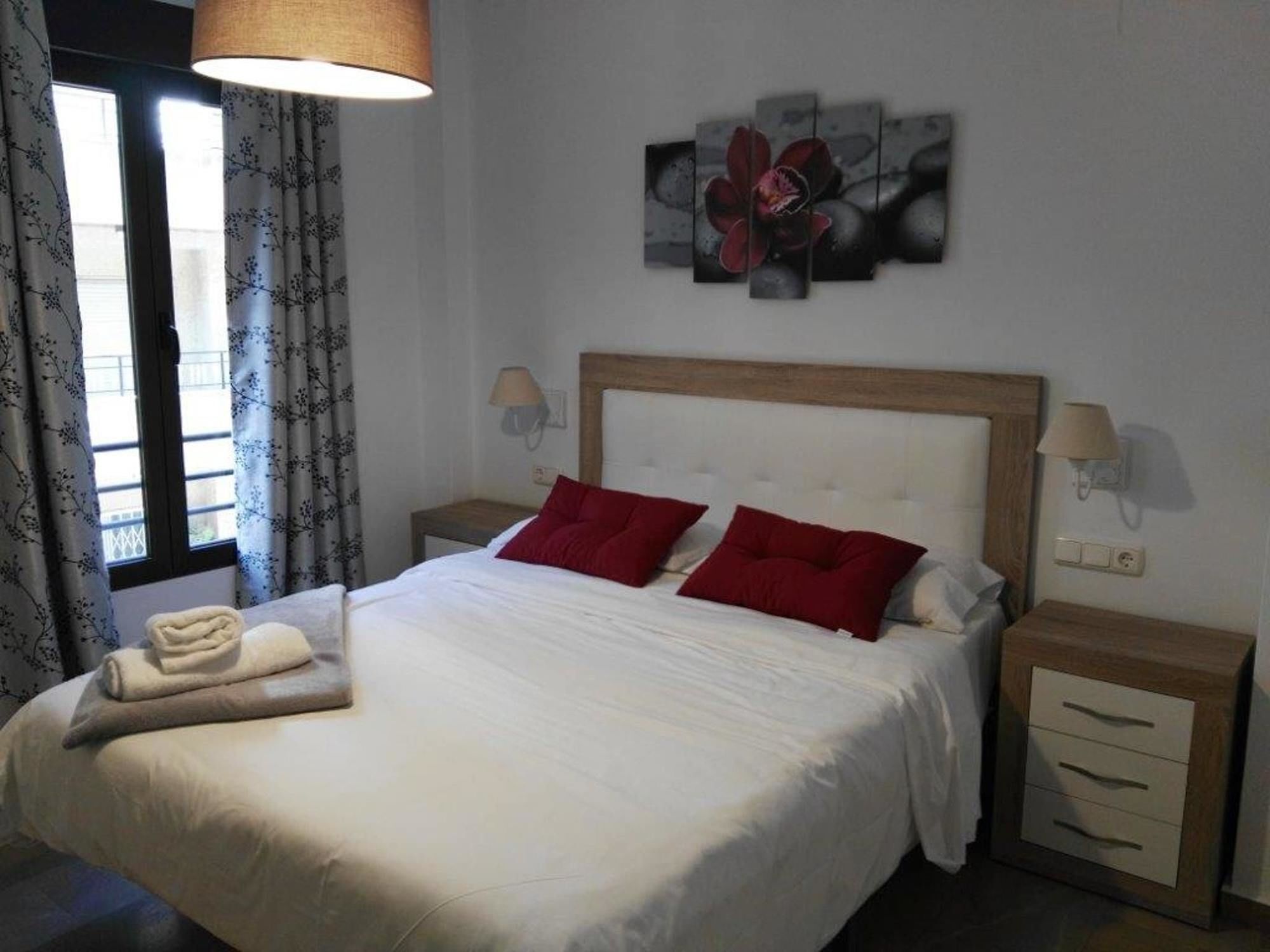 With One Bedroom In Granada, With Wonderful View, Balco Apartment *