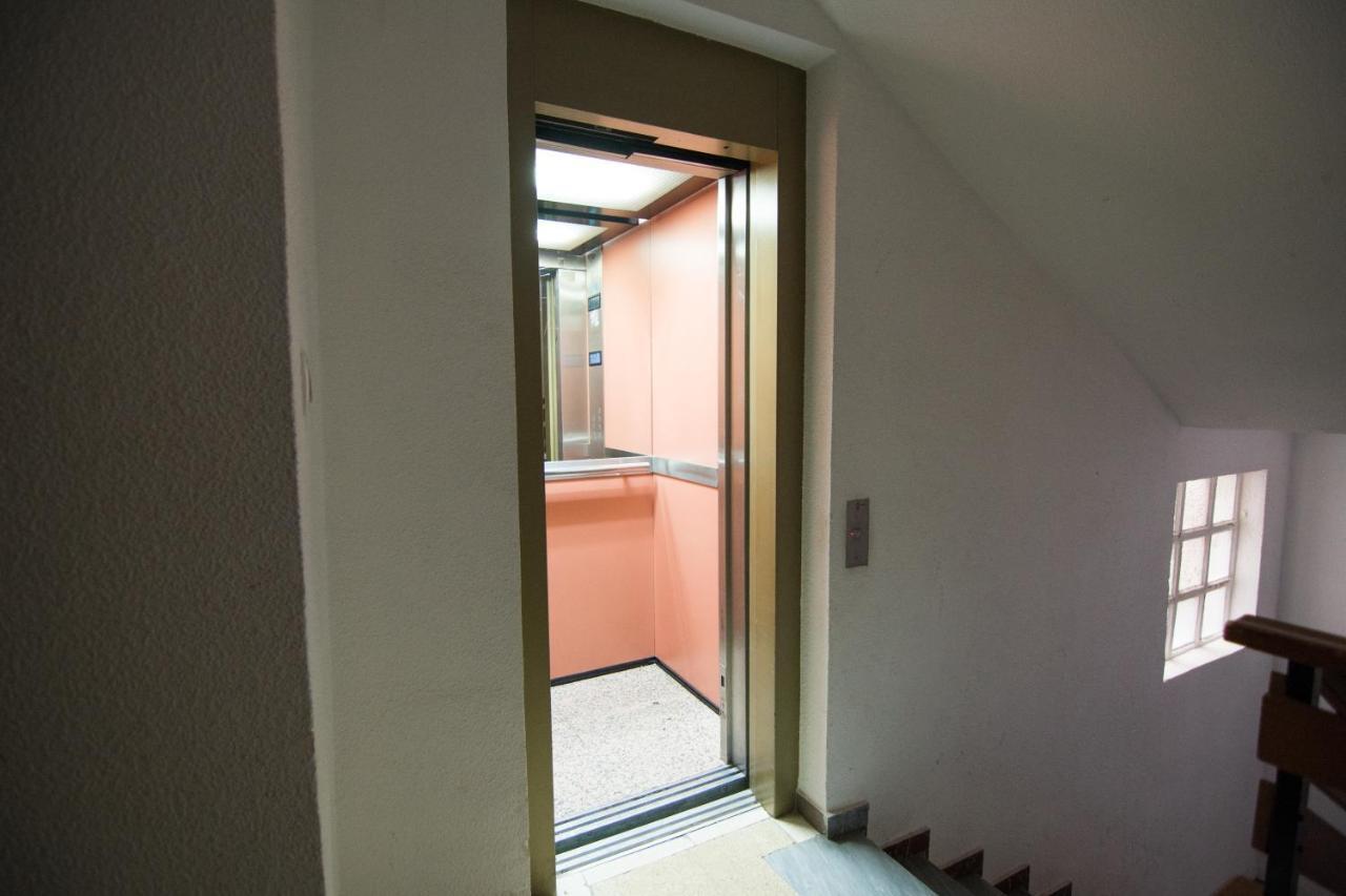 Tuguest Station Apartment Granada