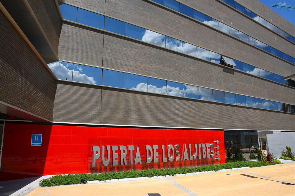By Pierre & Hotel Granada