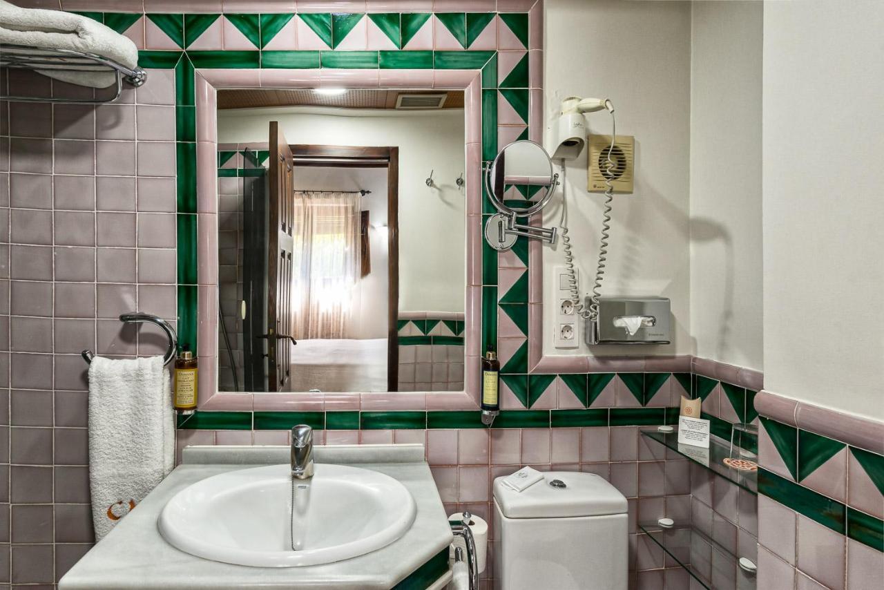 Casa Morisca Hotel 3*