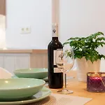 Molino Corteza Deluxe 6 Pax