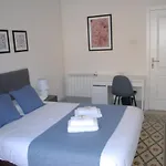 La Perla Granada Suites