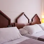 OYO Hotel Boutique Reina Mora