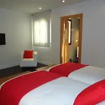 Apartamentos Turisticos Mauror