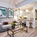 Central Deluxe Apartments