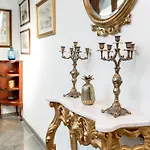 Apartamentos En Pleno Centro, Aljibe Rodrigo Del Campo 2A