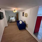 Alicia\'S House