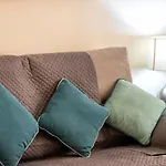 Tuguest Ganivet Apartment