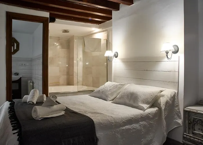 Zahira Suites III