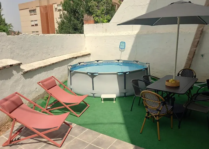 Casa Con Jardin, Aparcamiento