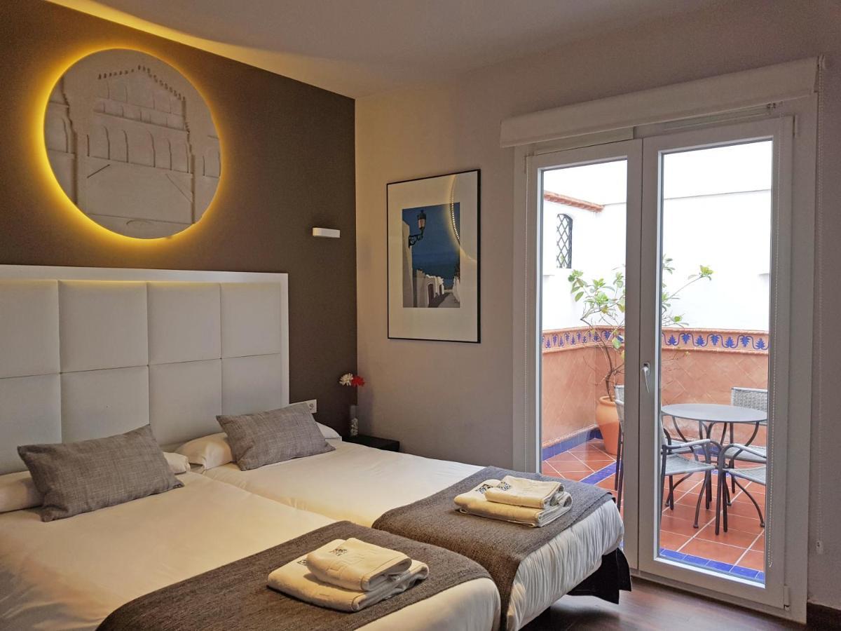 Apartment Apartamentos Caballerizas Granada Con Parking Gratuito En Pleno Centro Granada