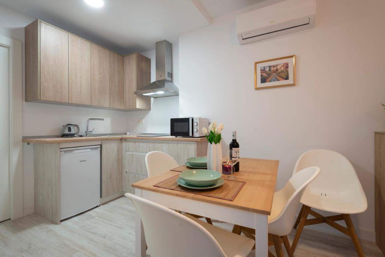 Molino Corteza Deluxe 6 Pax Apartment Granada