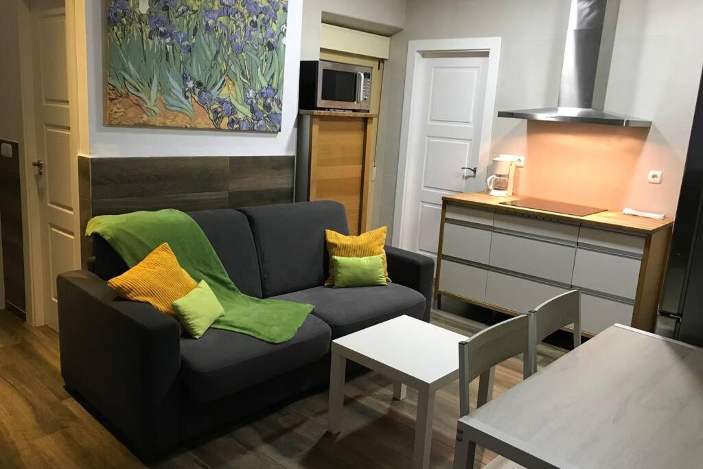 Bonito Apartamento Paseo De La Bomba