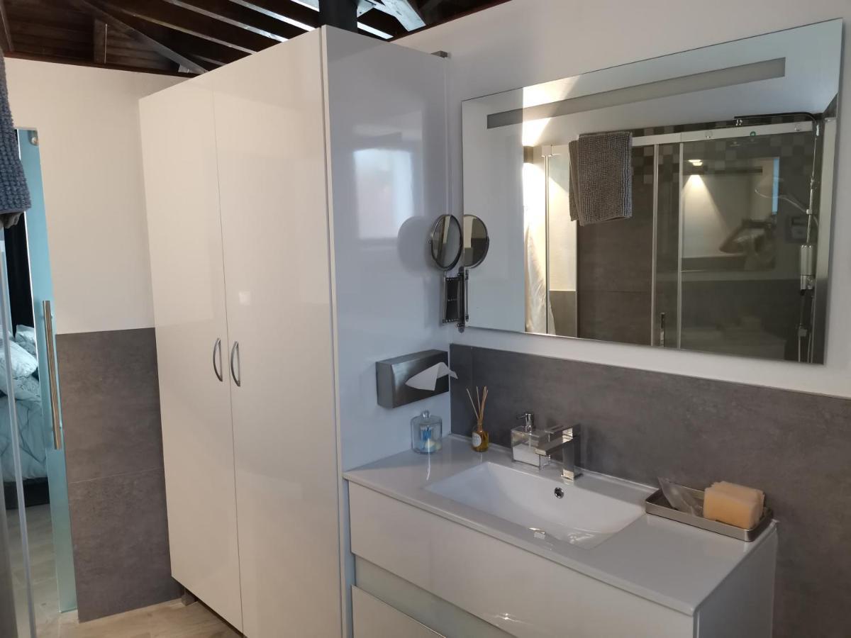 Apartment Fg Albayzin Apartamento Deluxe Con Terraza Vistas Y Parking Gratis