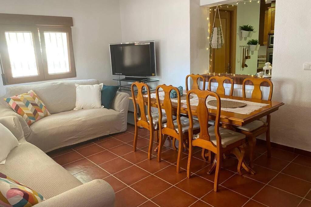 Nhà nghỉ Casa Cactus Preciosa Con Piscina Y Exterior Privado Muy Amplio Granada