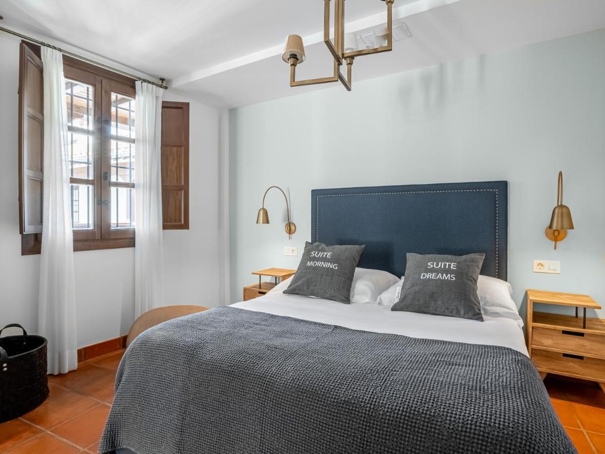 Apartment Limehome Calle Santa Ana Granada