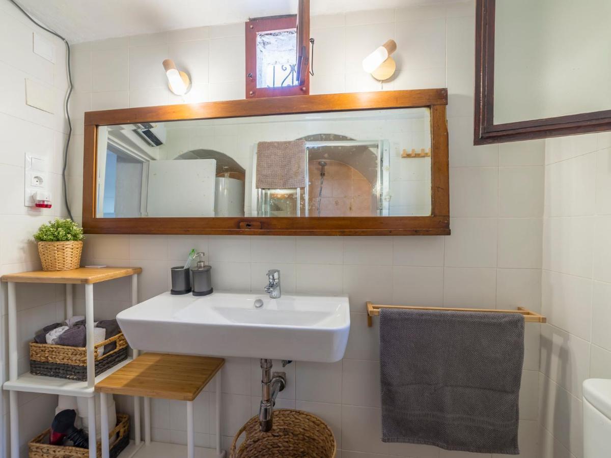 Cueva De Lindaraja By Interhome Holiday home Granada