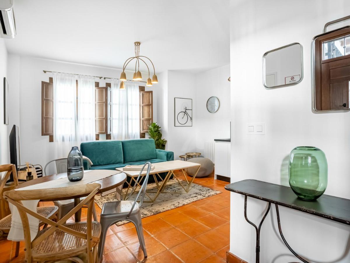 Apartment Limehome Calle Santa Ana Granada