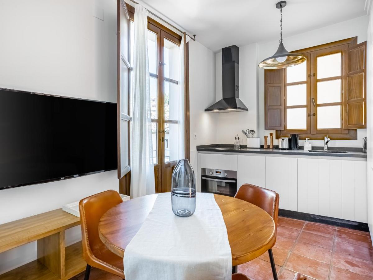 Limehome Calle Santa Ana Apartment