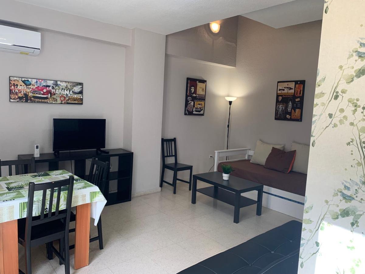 Fernando De Rios Apartment *
