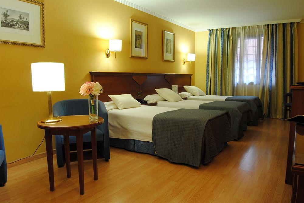 Porcel Alixares Hotel