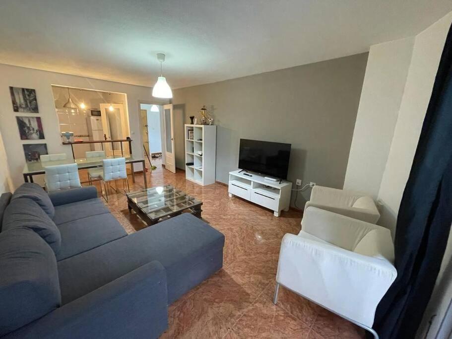 Apartment Lovely One Bedroom Flat- Excellent Location