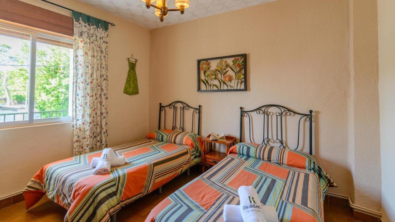Holiday home Vivienda Rural Pepe El Del Aceite Trasmulas By Ruralidays Granada