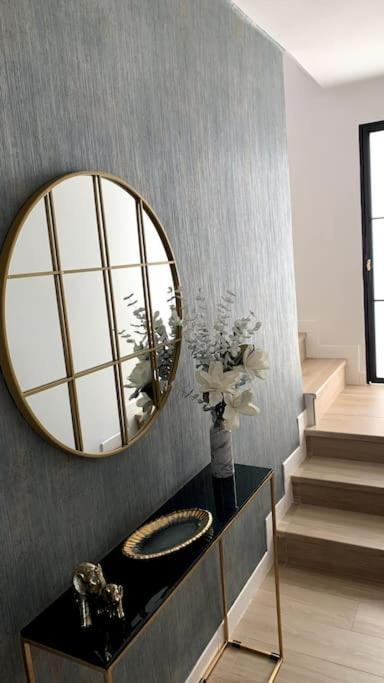 Soleada, Amplia Y Renovada Vivienda Nhà nghỉ *