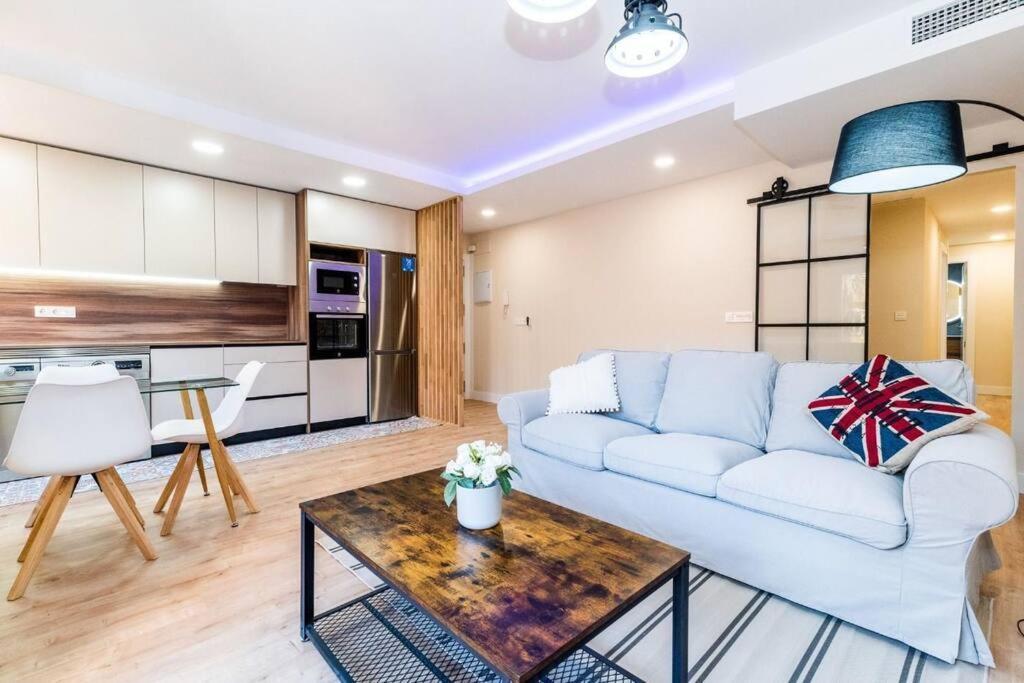 Apartment Modern Close To The City Center And Alhambra Granada