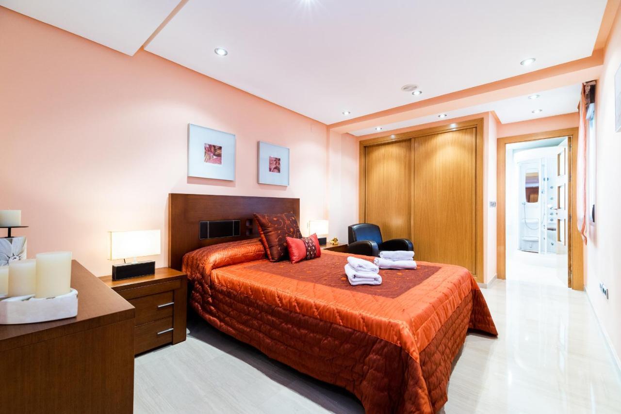 Căn hộ Wekey Homes Granada, Atico Panoramico Puerta Real