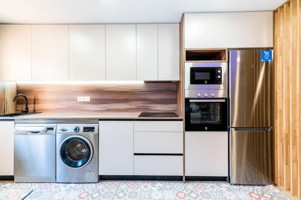Apartment Modern Close To The City Center And Alhambra Granada
