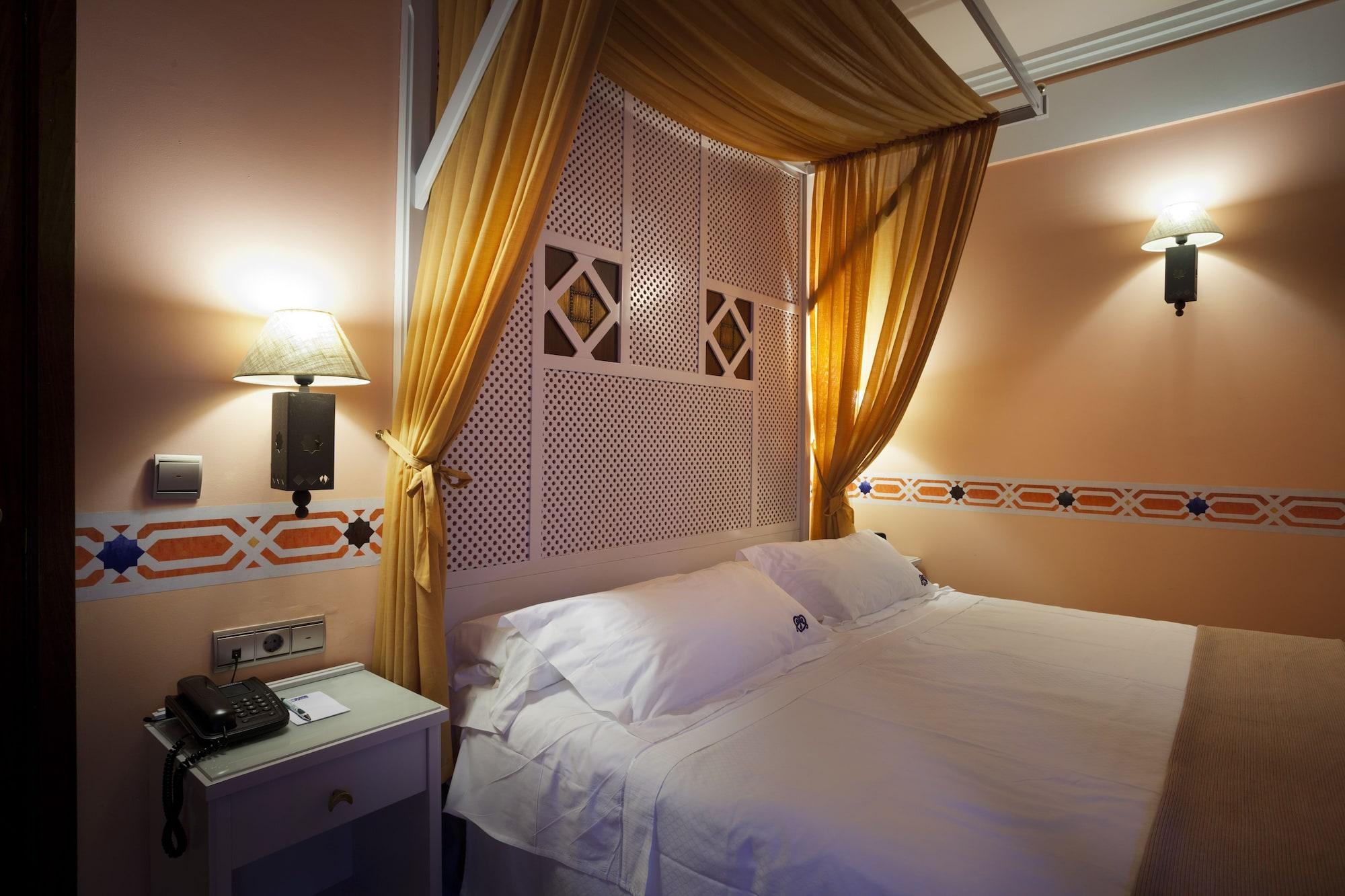 Hotel Gran Via 44 4*