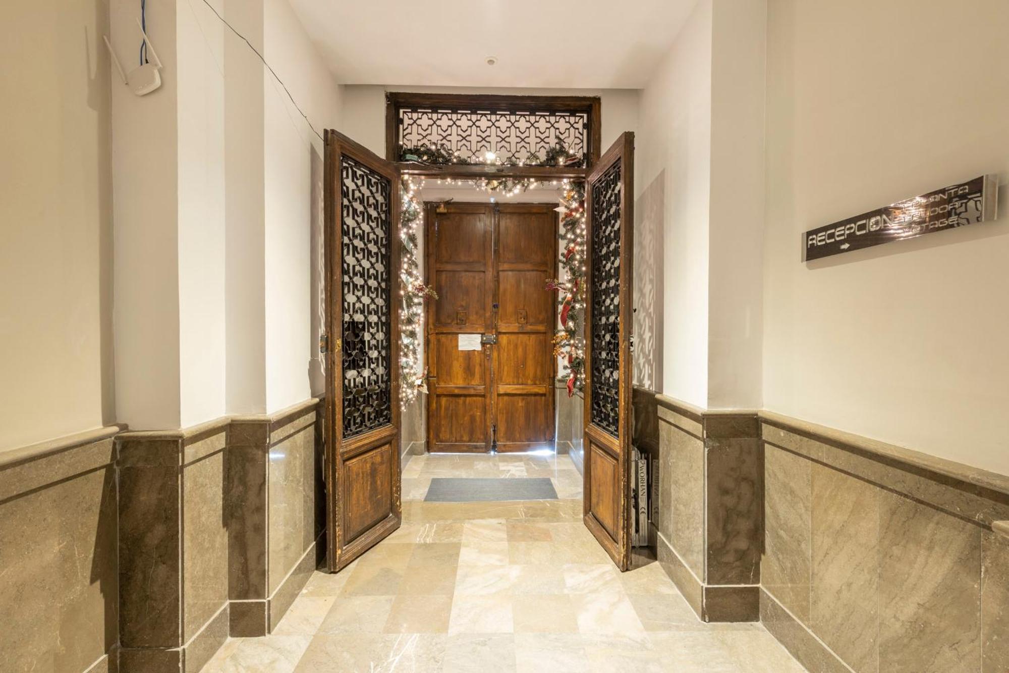 Aparthotel Bibo Plaza Nueva